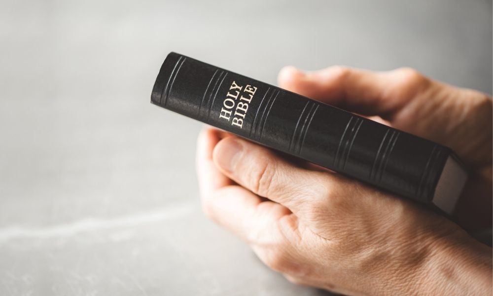 Considerations When gifting a Bible
