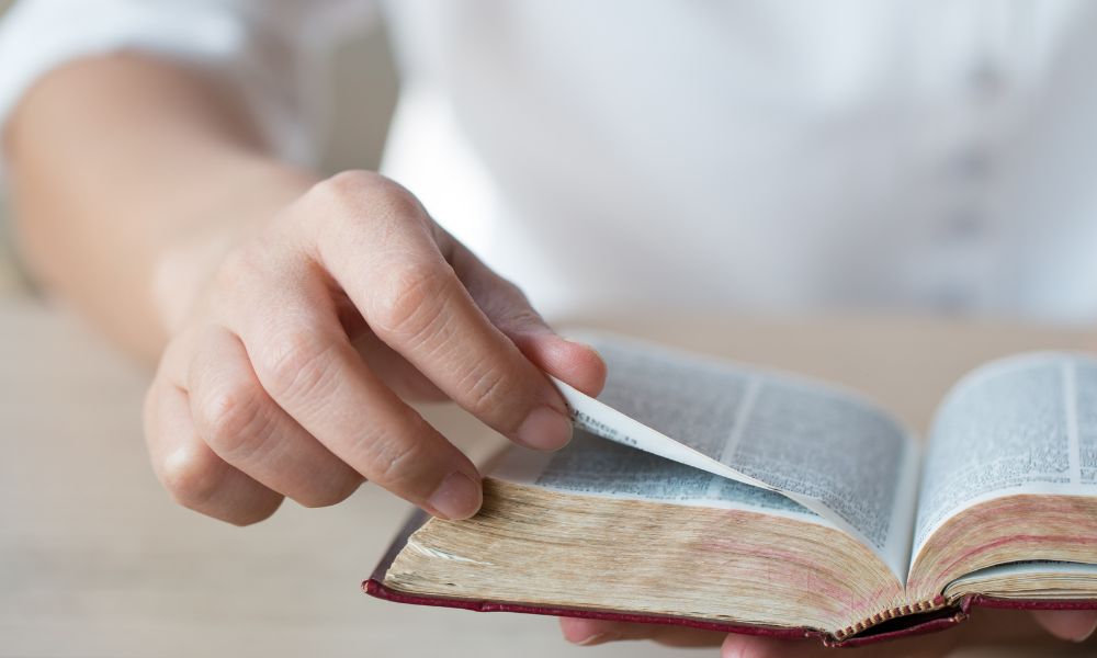 10 Tips and Tricks for Memorizing Bible Scripture