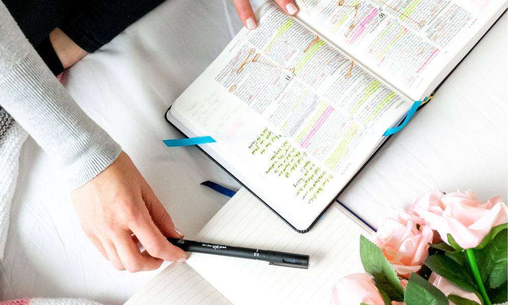9 Best Practices for Annotating Your Bible - The KJV Store
