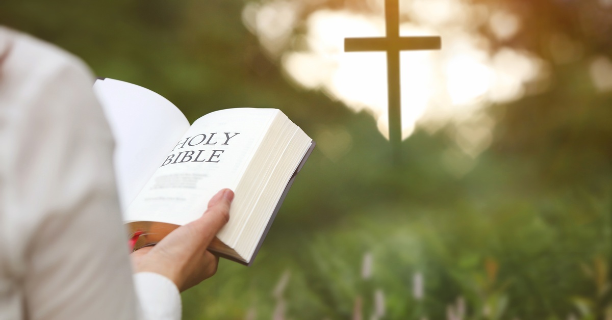 What Do Christians Believe About the Bible?