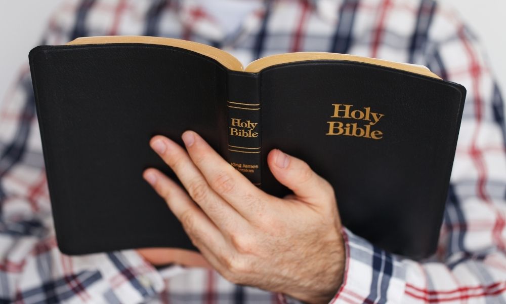 Reasons To Use the King James Bible over Other Translations 